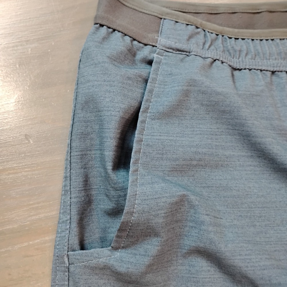 Columbia Shorts Men's Large Green Gray Performance Gear Outdoor Hiking Stretch - Picture 5 of 10